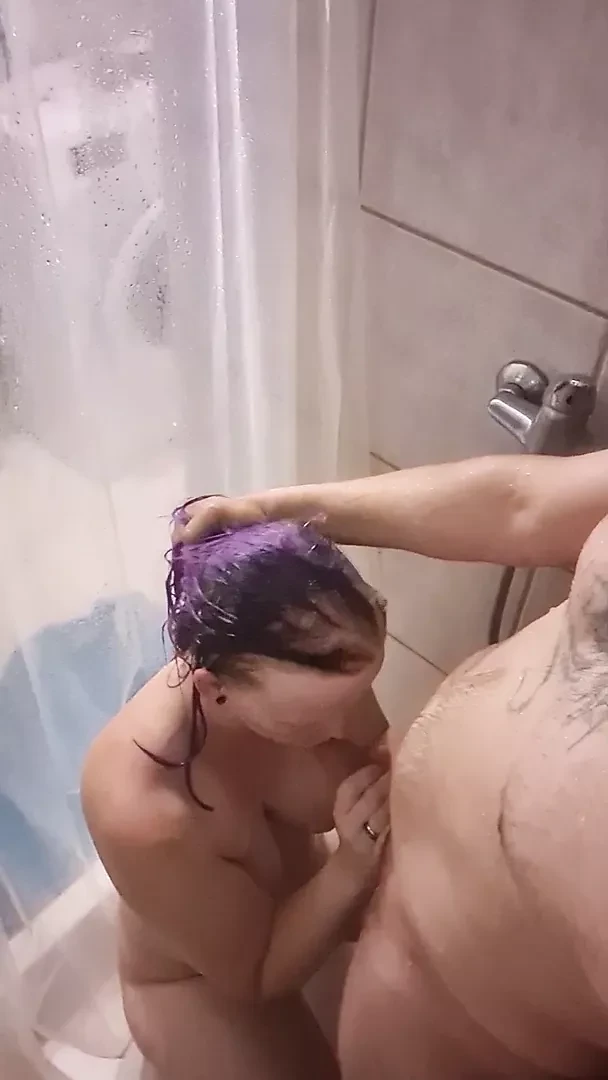 He cums in me then on me