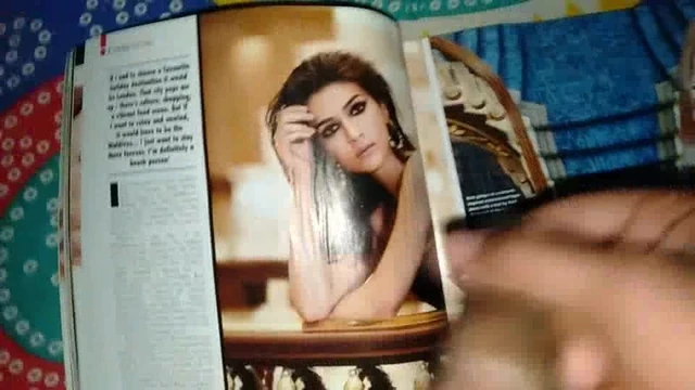 kriti sanon hard cum tribute 3