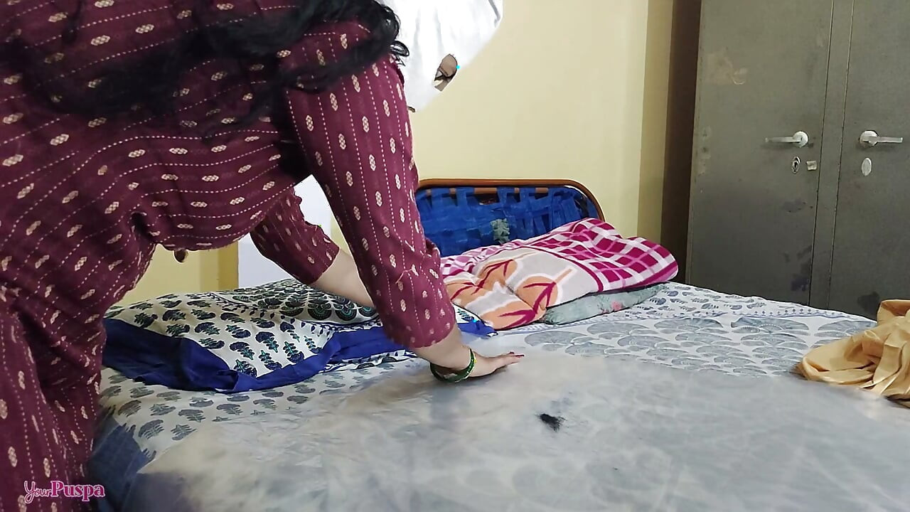 Gadis kolej India hot bernama Puspa mencukur pepek dan kongkek berpasangan, gadis cantik 18+ Video penuh 4K dalam bahasa Hindi