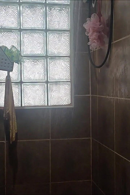 Jade Shaving Her Hairy Pussy in the Shower