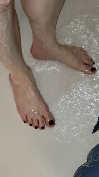Soapy shower feet