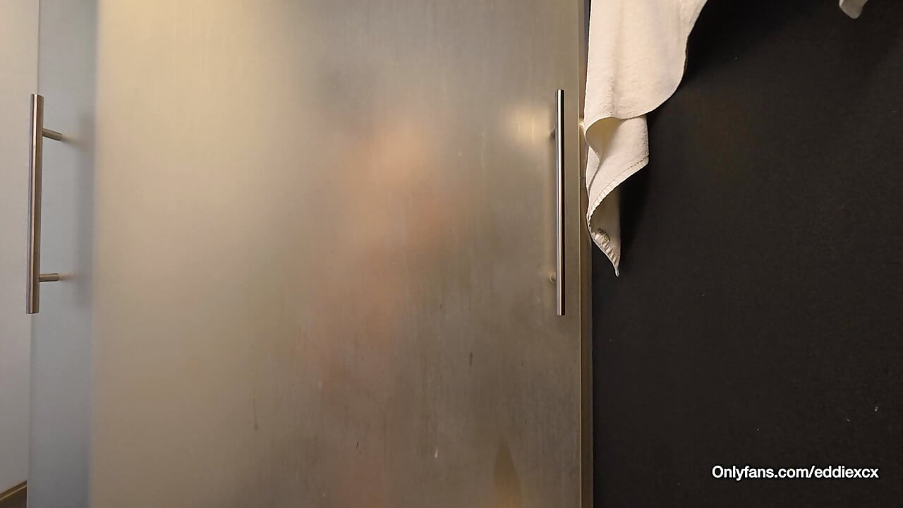 Twink in the shower