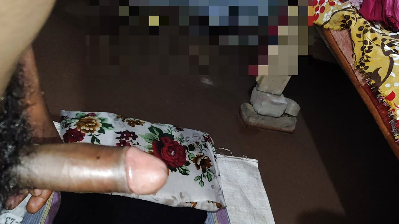 Desi gao ki ladki ki mms hue leak apne ghar me apne boyfriend se chud rhi thi.hot