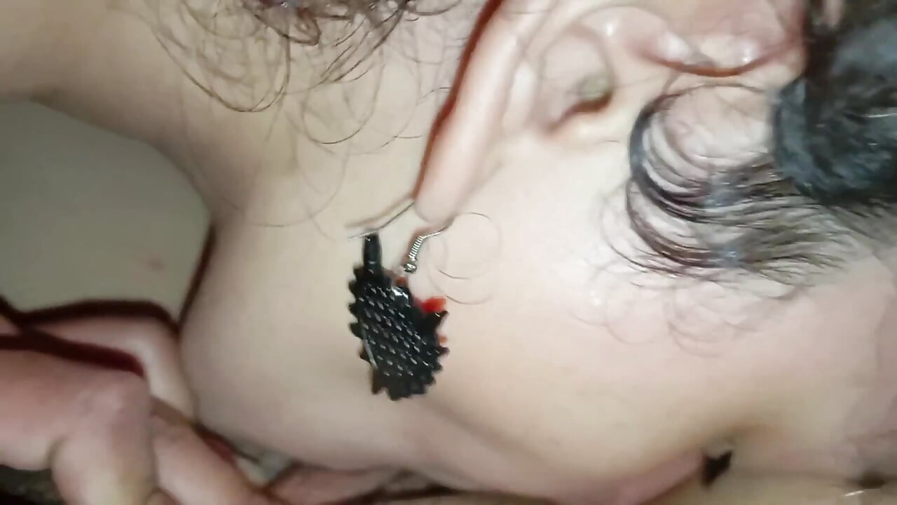 Cô ấy đụ âm hộ của tôi và tôi đụ cô ấy