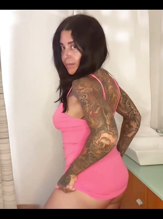 Mały pasek dokucza na twój poranek