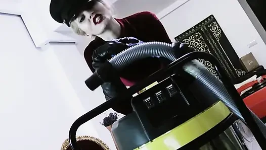 Сначала сперма, затем жизненная жидкость