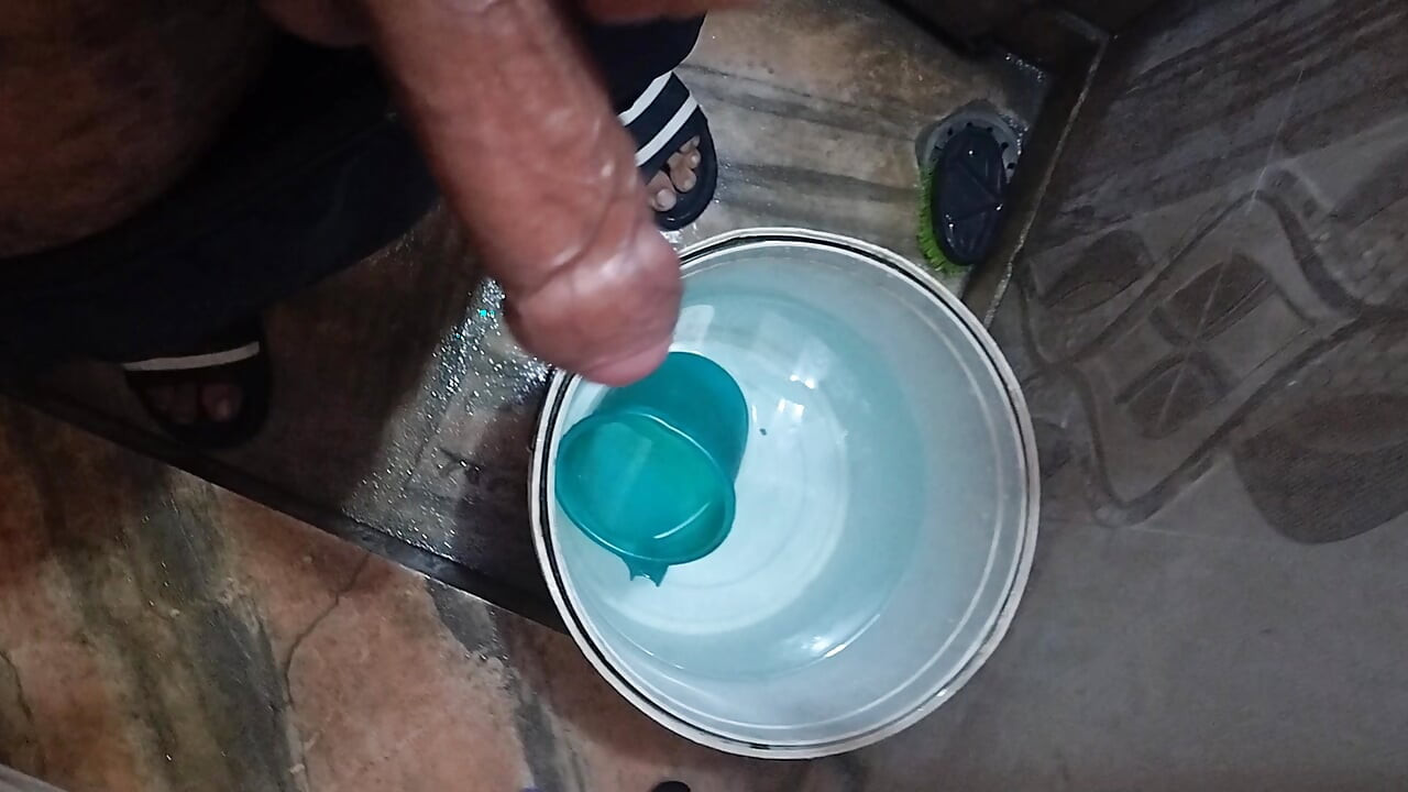 masterbat ในห้องน้ํา