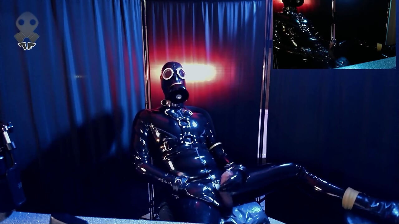 ゲイのラバードローンのエクストリームオナニー