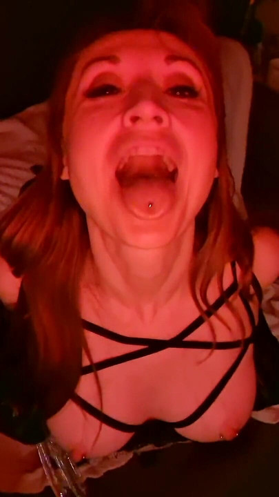 Bermain dengan Fallen Angel