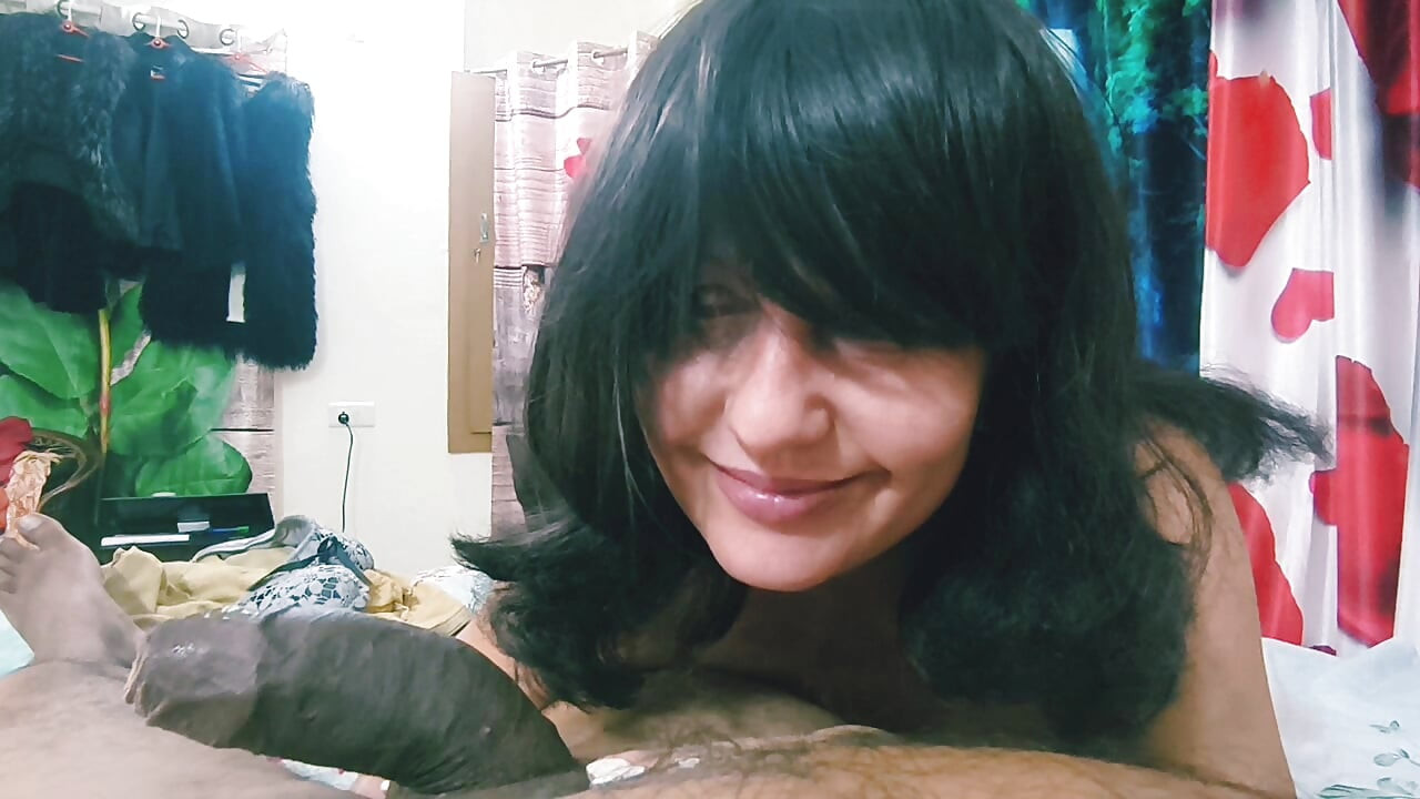 MILF sucks and Ready to fuck a big cock.