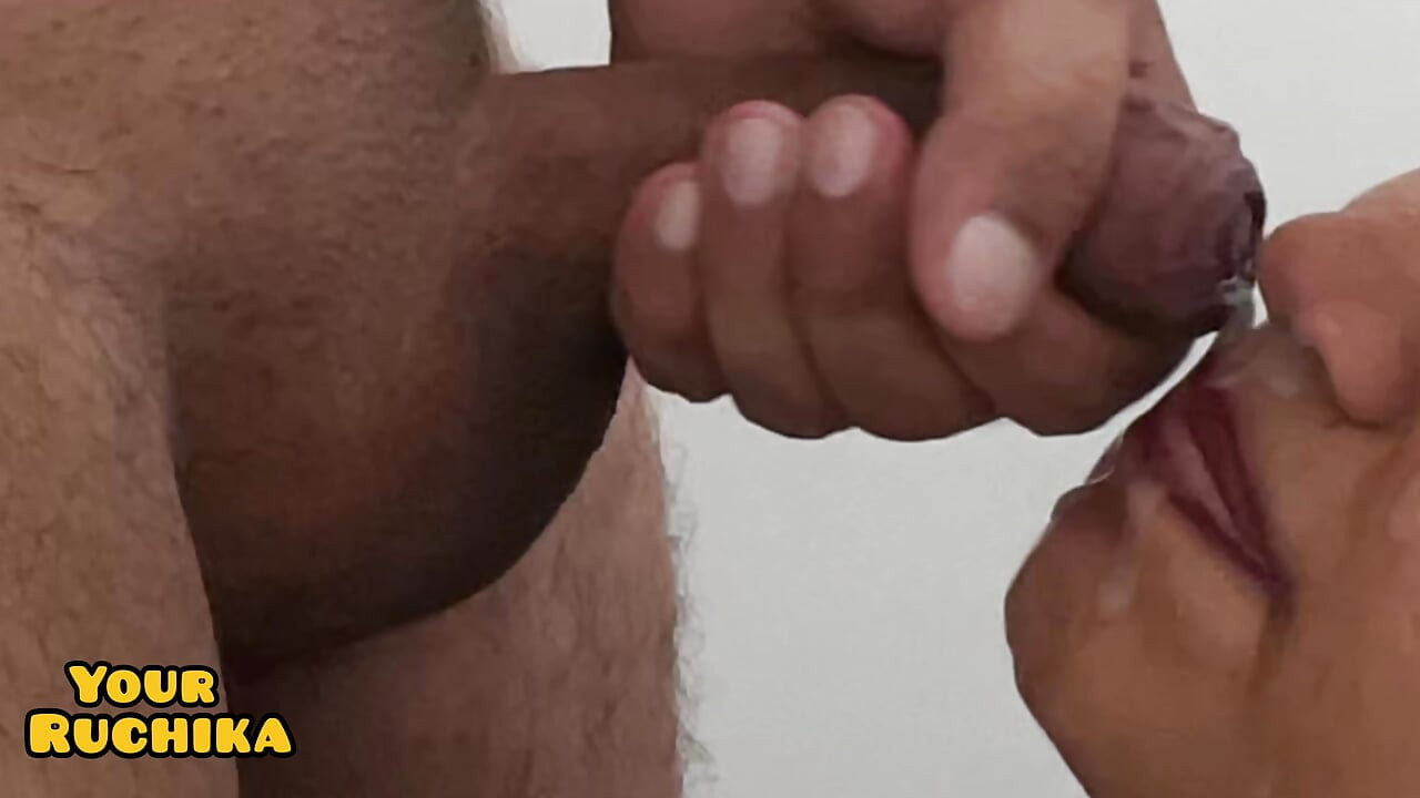 Devar Ne Bhabhi Ke Muh Par Apna Jhaad kar Bhabhi Ki Pyasi Bhujaai...