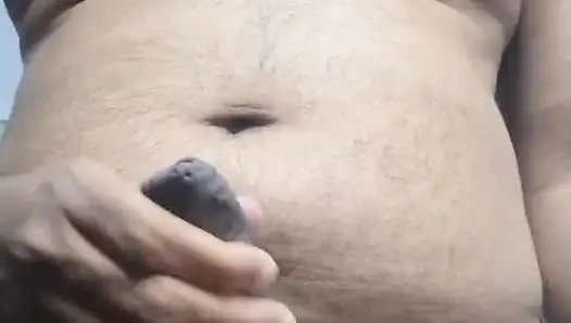 Çıplak solo adam, seni derinden sikiyor...