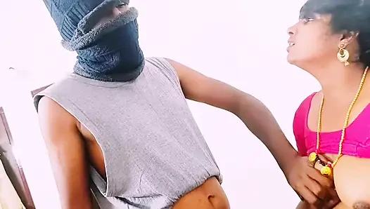 Indischer dreier, stiefmutter stiefvater, stiefsohn, hardcore-fick, bester blowjob