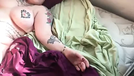 Tatuado bbw tomando negro polla