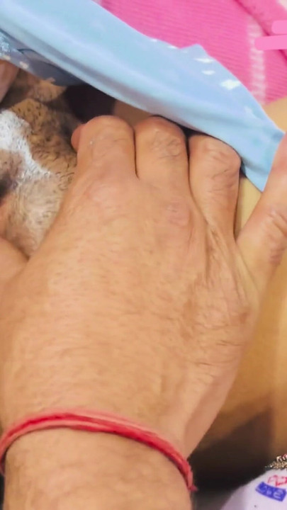 Abang tiri saya seorang pengongkek keras | Klip 2