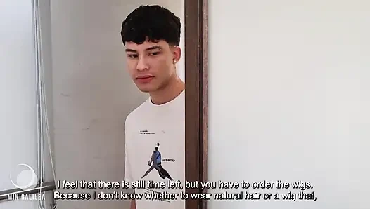 Мой сводный брат открывает меня в середине живого потока и в конечном итоге трахает меня - Danner Mendez и Min Galilea