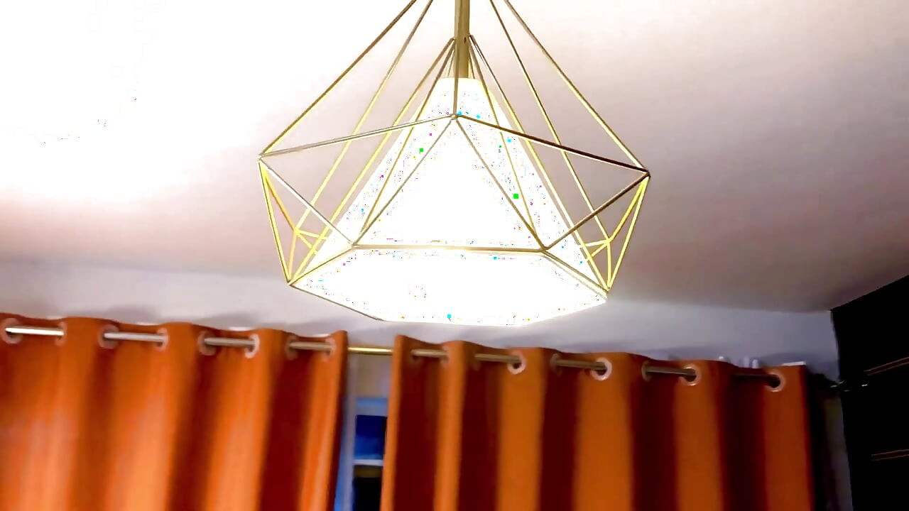 Cô Bé Uganda Nhỏ Nhắn Đối Đầu Với Con Cặc Đen Khủng