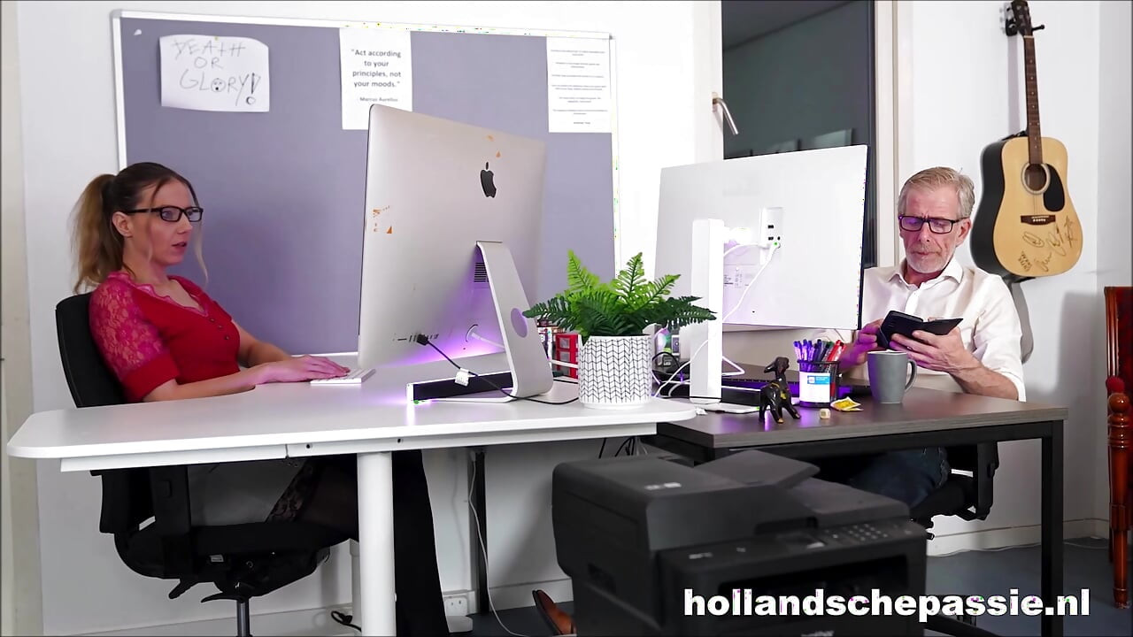Working late with Dutch pornstar Ivey