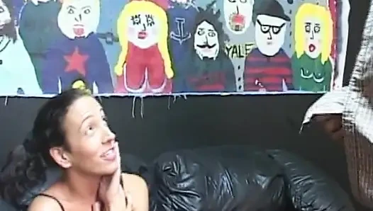 Brunette Babe Gets Fingered in Steamy Amateur Encounter