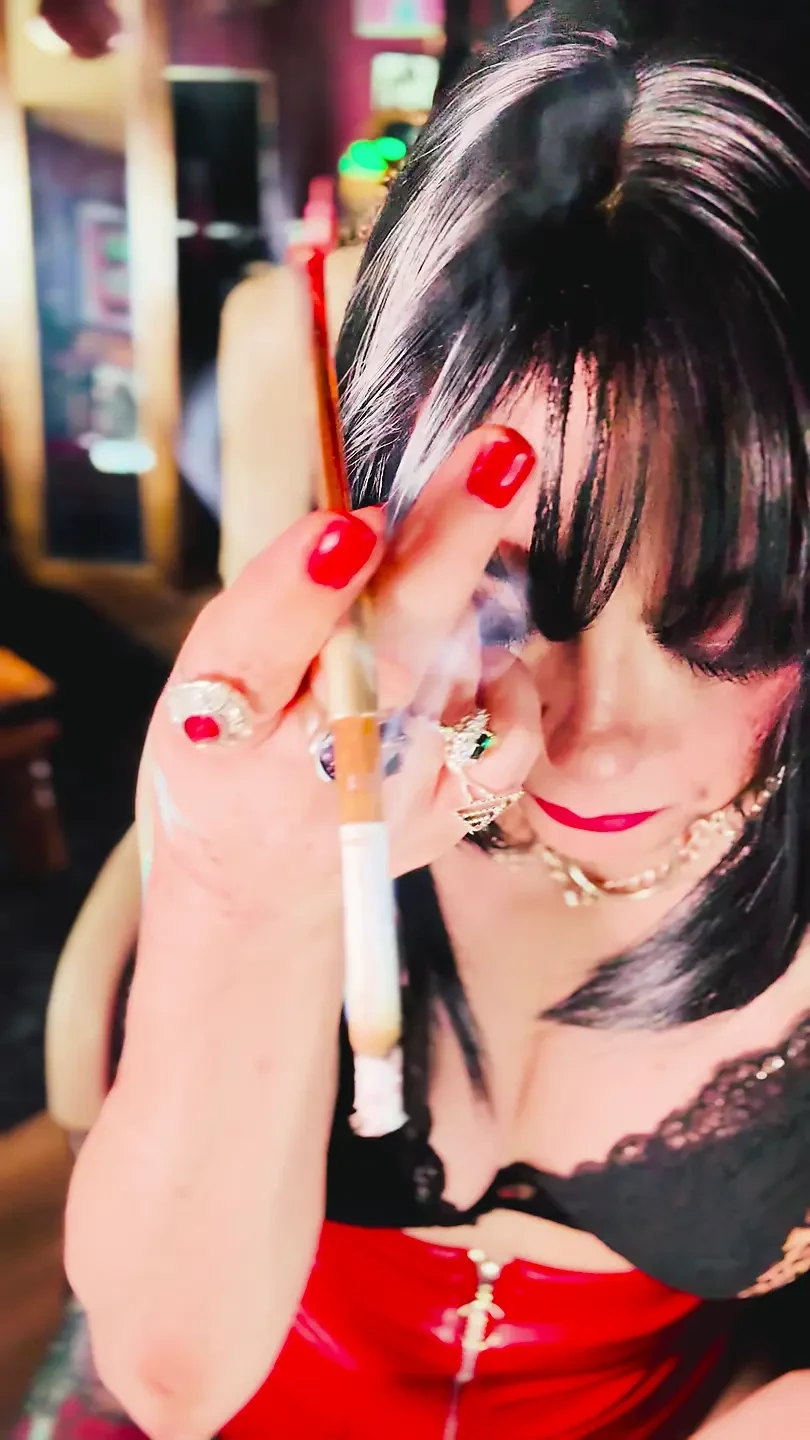 A Stunning Brit Smokes A Cigarette Using A Holder - Tina Snua Smoking Smoker Leather Bra