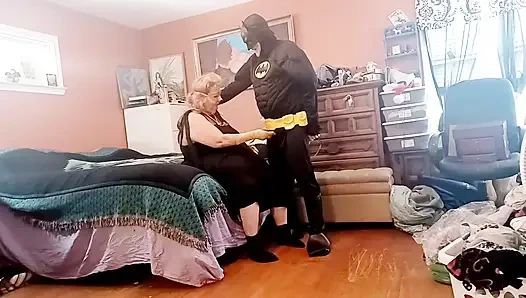Bat Girl (nurse Vicki) Gives Bat Man a Blow Job!