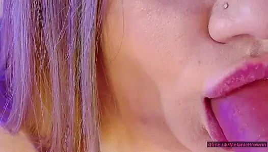 Real women, dirty chat, instant chemistry. horny girl masturbation, Paypig, legs that stun!