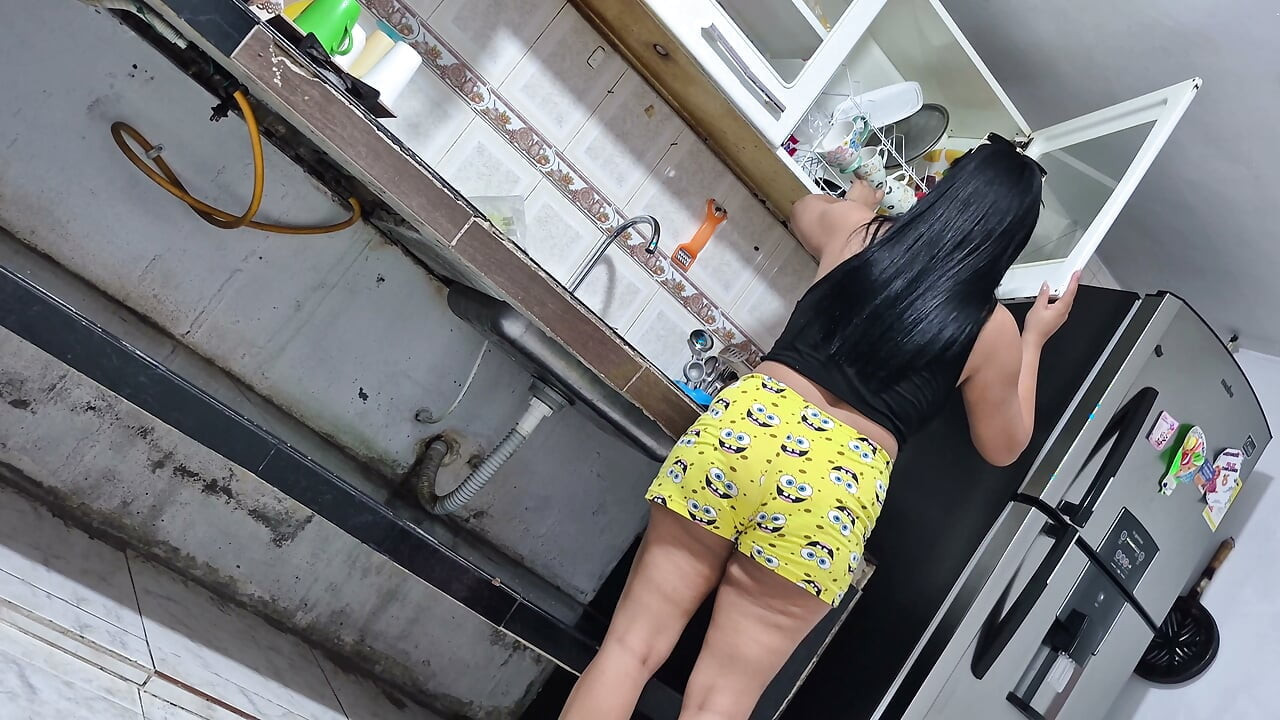 I Recorded It as I Made Food and Finished with My Dick Inside It Mercilessly.