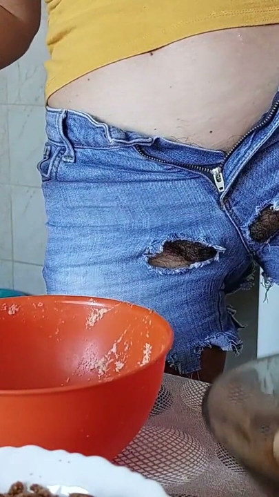 Sensual hairy woman in the kitchen. Sexy mom, hairy pussy, big ass, vacuuming the house naked. Hairy Latina big nipples. | Clip 2