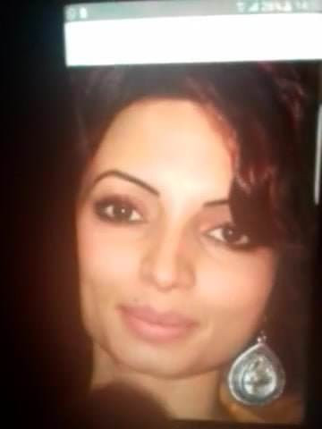 เย็ด shama sikander