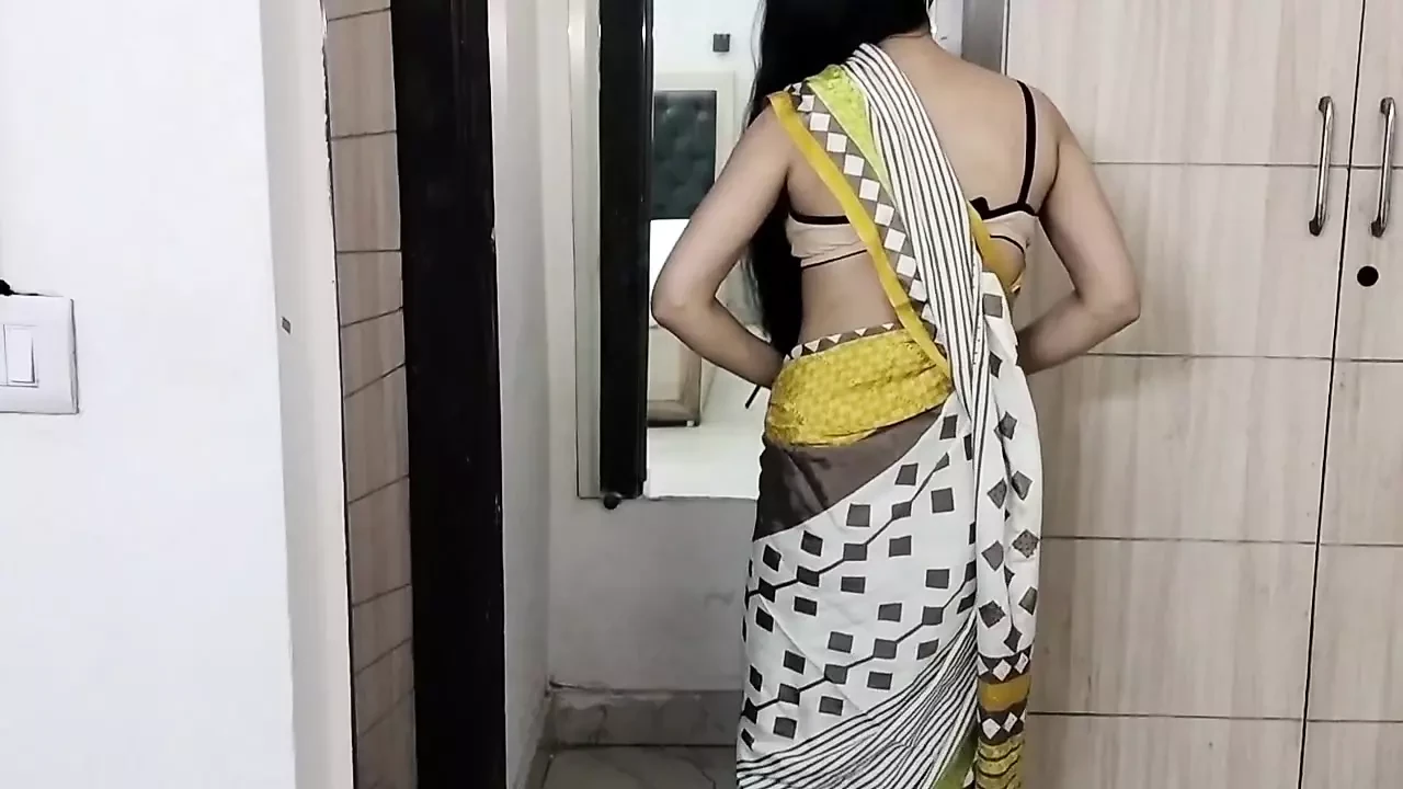 Indian college girl ko paise dekar jabar dasti pela