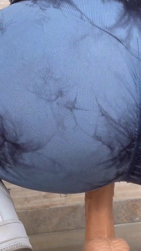 I fuck a nice dick while working out and tear my leggings | Clip 2
