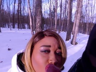 4K - сосет хуй в снегу, Nina Rivera
