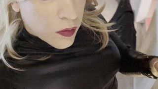 Francés travesti fetiche de látex de goma Jenyfer Paris