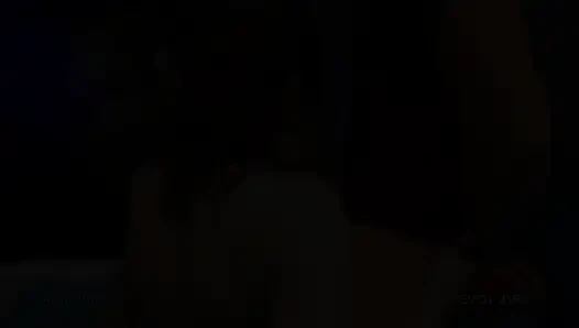 Ggg John Thompson - Bitchi Jana Ve Mini Hotcore Havuzda Üçlü Seks