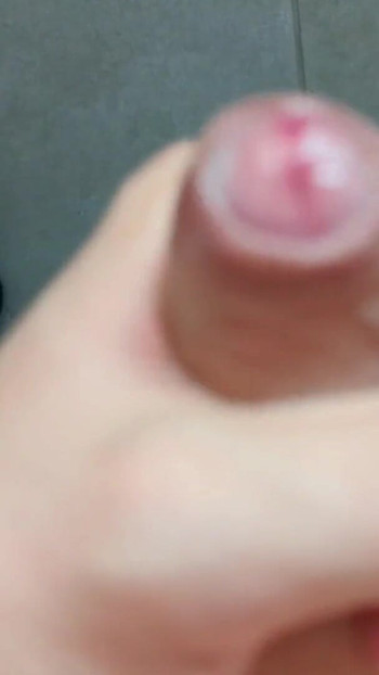 Snažan trenutak iz "DOMINANTNOG Prljavog RAZGOVORA za POSLUŽIVANJE i MASTURBIRANJE do SVRŠAVANJA od ASMR-a Muški GLAS s IZBLIZA Kurcem POV"