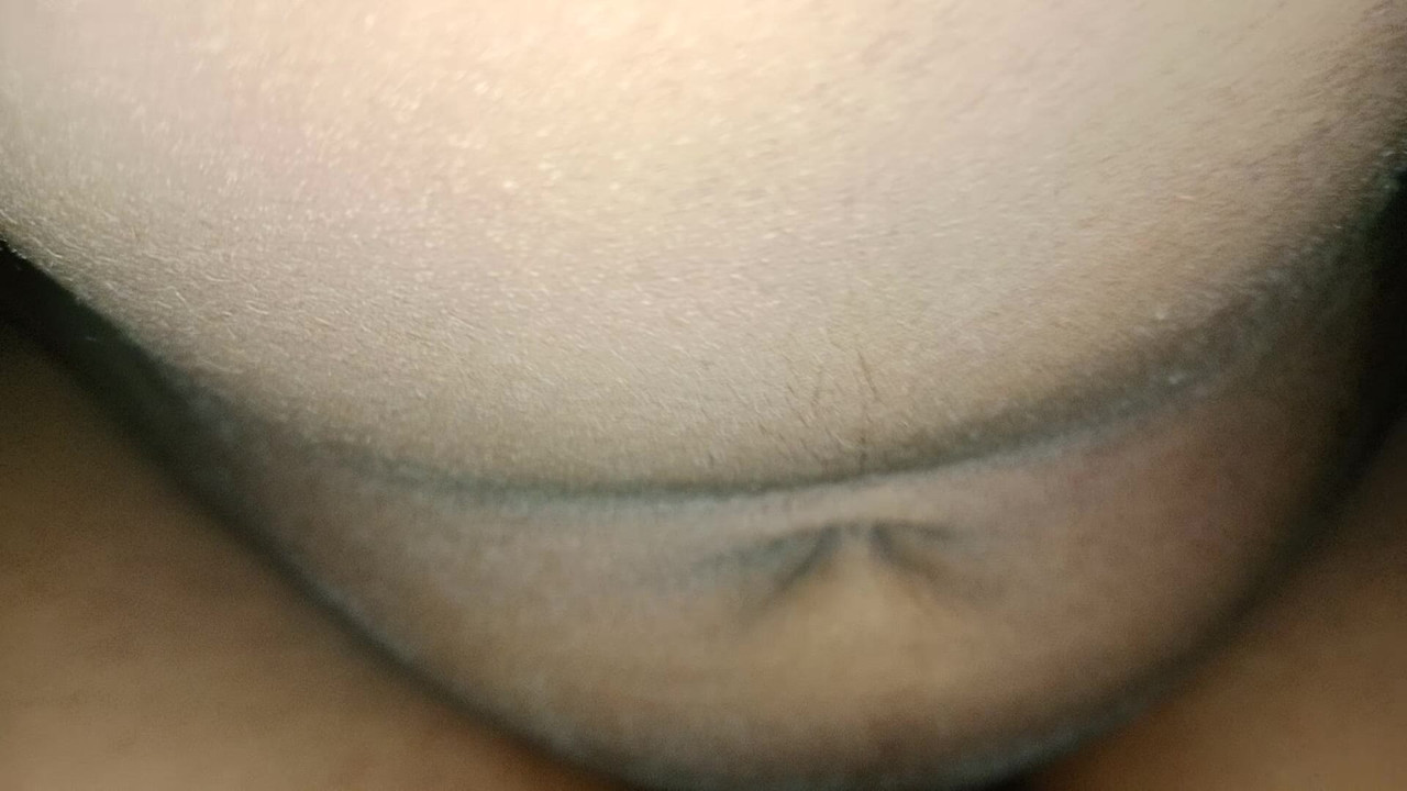 Awesome action short clip of Bhabhi climbing up