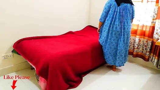Filistinli ateşli orta yaşlı seksi teyze komşu adam tarafından sikiliyor, büyük göt... uge göğüsler 55 yaşındaki iri güzel teyze bölüm-2