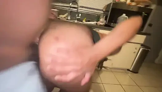 Anal kraliçe ben öyle bir fahişeyim ki zonklayan amcığıma dokunmadan duramıyorum lol