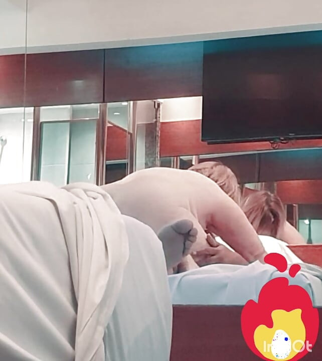 Bunica iubește să facă sex