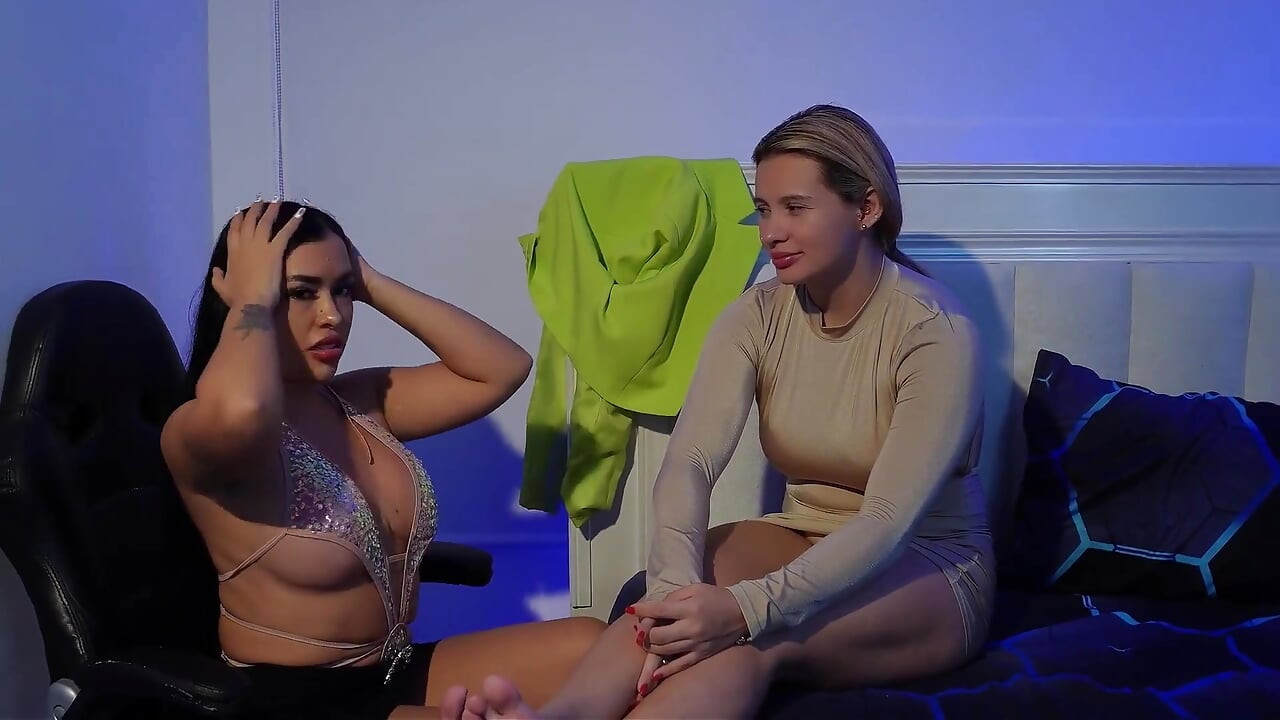 I Fuck My Patient with a Harness and I Find Out That He Likes Women