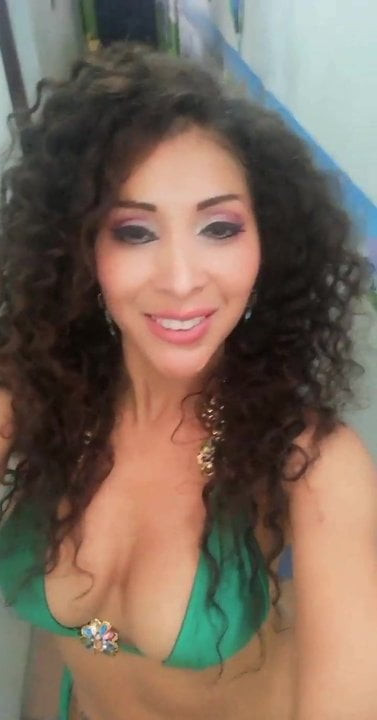 elvira palomino 5yhh