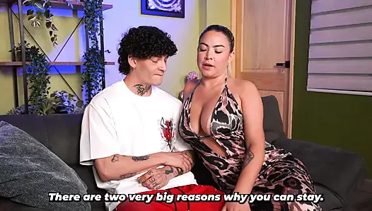 Busty stepmother ends up fucking her stepson after comforting him . Jordy Fabian y Daniela Gomez