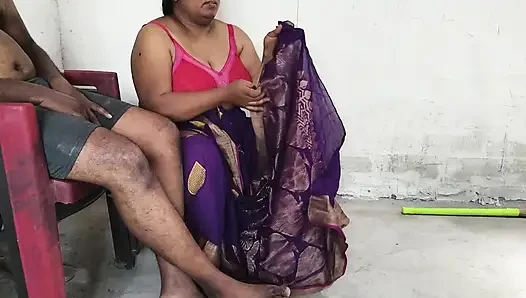 Seks dengan pembantu ketika istri pergi ke pasar