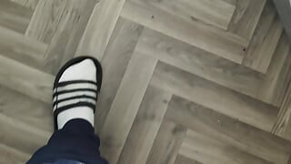 Sama kod kuće
