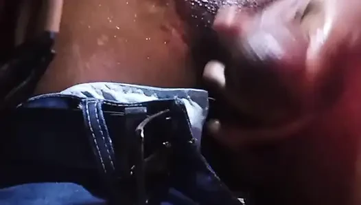 Özel odamda tek başıma mastürbasyon