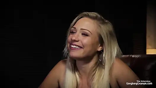 Познакомься с великолепной немкой Gabi в любительском видео