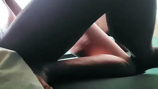 Mengisap kontol selama 24 jam