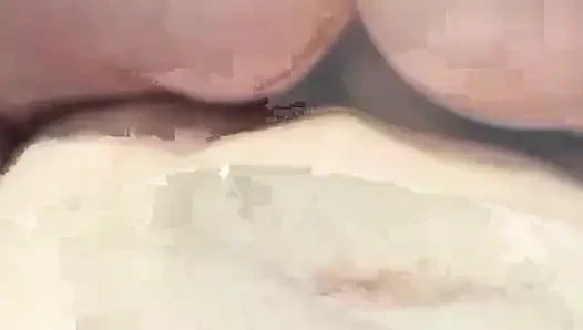 Orta yaşlı seksi kadın büyük dildoyla amını kırdı sert sikişiyor