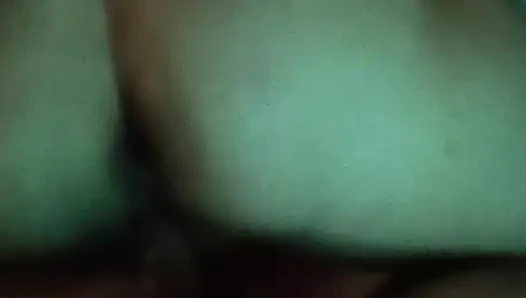 Video rumahan: pelacur muda ngentot gaya anjing dengan tetangga