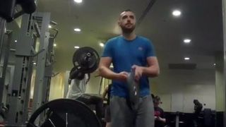 Str8 bulge in gym
